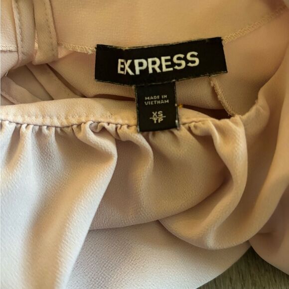Express woman’s used tank top color rose - Picture 3 of 4